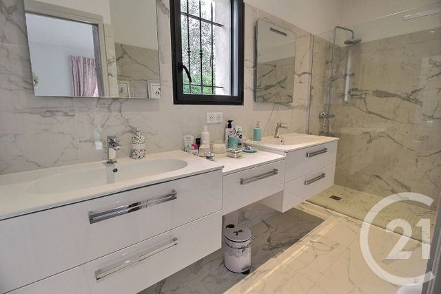 Maison &agrave; vendre - 4 pi&egrave;ces - 129 m2 - Roquefort Les Pins - 06 - PROVENCE-ALPES-COTE-D-AZUR