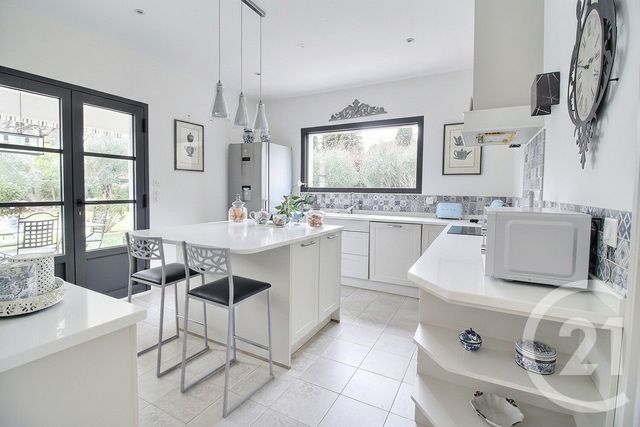 Maison &agrave; vendre - 4 pi&egrave;ces - 129 m2 - Roquefort Les Pins - 06 - PROVENCE-ALPES-COTE-D-AZUR