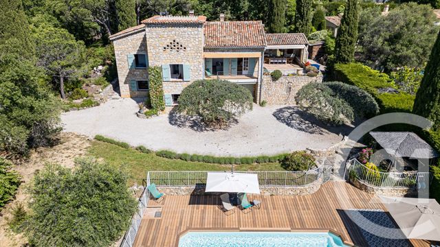 Afficher la photo en grand Maison à vendre - 8 pièces - 231,14 m2 - Le Rouret - 06 - PROVENCE-ALPES-COTE-D-AZUR