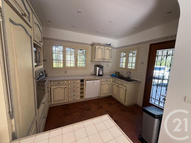 Maison à vendre - 7 pièces - 160 m2 - Roquefort Les Pins - 06 - PROVENCE-ALPES-COTE-D-AZUR