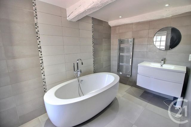 Maison à vendre - 5 pièces - 248,39 m2 - Le Rouret - 06 - PROVENCE-ALPES-COTE-D-AZUR