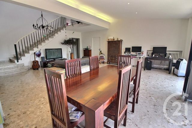 Maison à vendre - 8 pièces - 250 m2 - Le Rouret - 06 - PROVENCE-ALPES-COTE-D-AZUR