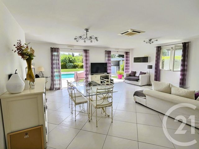 Maison à vendre - 5 pièces - 149,90 m2 - Roquefort Les Pins - 06 - PROVENCE-ALPES-COTE-D-AZUR