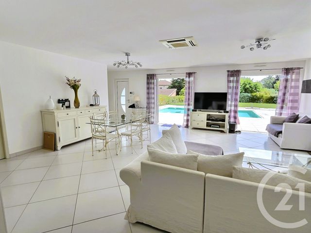 Maison à vendre - 5 pièces - 149,90 m2 - Roquefort Les Pins - 06 - PROVENCE-ALPES-COTE-D-AZUR