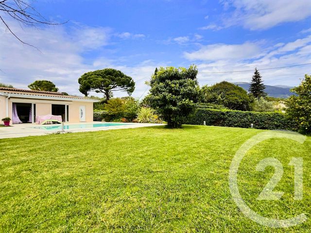 Maison à vendre - 5 pièces - 163,42 m2 - Roquefort Les Pins - 06 - PROVENCE-ALPES-COTE-D-AZUR