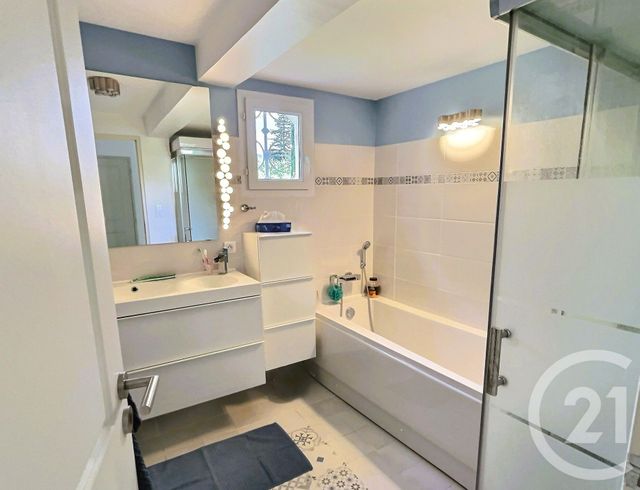 Maison à vendre - 5 pièces - 149,90 m2 - Roquefort Les Pins - 06 - PROVENCE-ALPES-COTE-D-AZUR