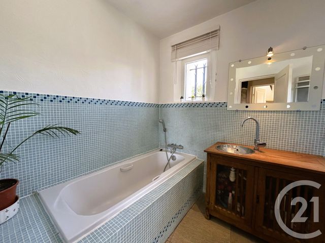 Maison à vendre - 6 pièces - 168 m2 - Le Rouret - 06 - PROVENCE-ALPES-COTE-D-AZUR