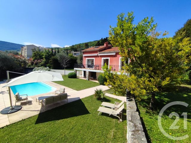 Maison à vendre - 5 pièces - 138 m2 - Chateauneuf Grasse - 06 - PROVENCE-ALPES-COTE-D-AZUR