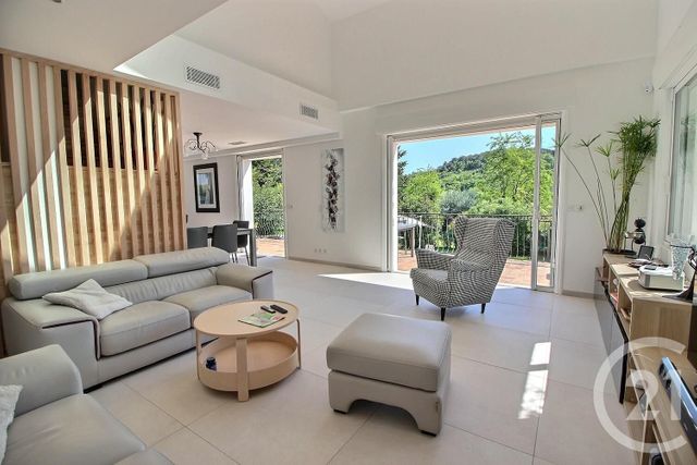 Maison à vendre - 5 pièces - 138 m2 - Chateauneuf Grasse - 06 - PROVENCE-ALPES-COTE-D-AZUR