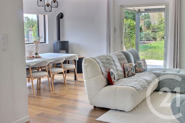 Maison &agrave; vendre - 4 pi&egrave;ces - 108,73 m2 - Roquefort Les Pins - 06 - PROVENCE-ALPES-COTE-D-AZUR