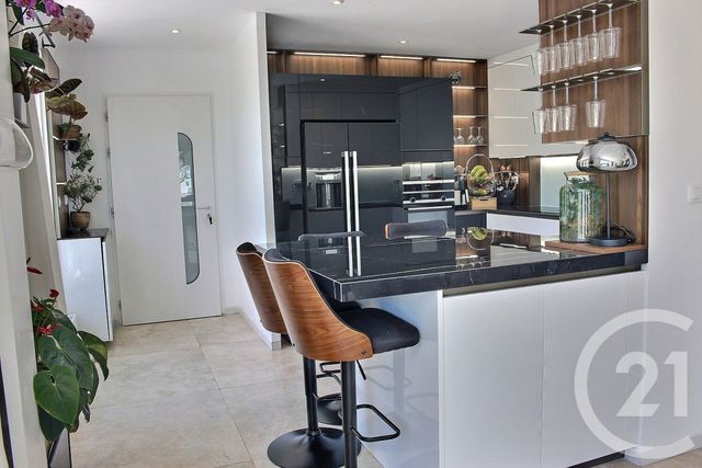 Maison &agrave; vendre - 9 pi&egrave;ces - 214 m2 - Roquefort Les Pins - 06 - PROVENCE-ALPES-COTE-D-AZUR
