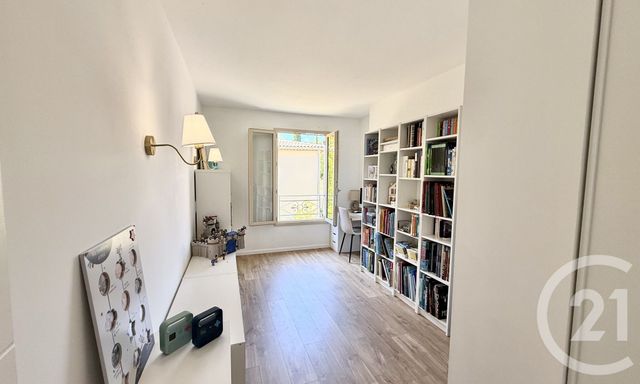 Appartement T4 &agrave; vendre - 4 pi&egrave;ces - 81,01 m2 - Le Rouret - 06 - PROVENCE-ALPES-COTE-D-AZUR