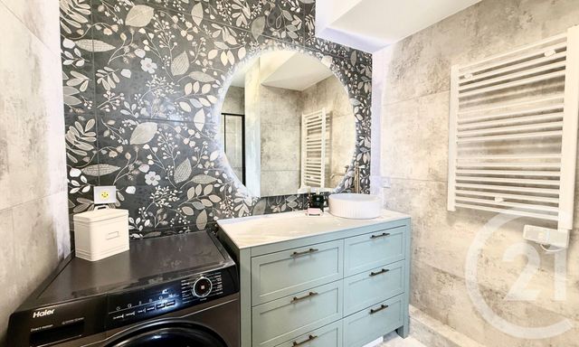 Appartement T4 &agrave; vendre - 4 pi&egrave;ces - 81,01 m2 - Le Rouret - 06 - PROVENCE-ALPES-COTE-D-AZUR