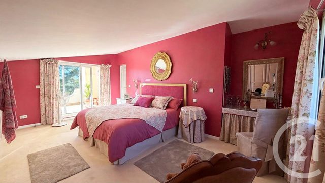 Maison &agrave; vendre - 6 pi&egrave;ces - 189,90 m2 - Roquefort Les Pins - 06 - PROVENCE-ALPES-COTE-D-AZUR