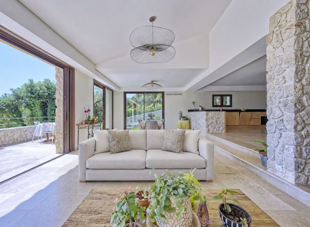 Maison &agrave; vendre - 6 pi&egrave;ces - 297 m2 - St Paul De Vence - 06 - PROVENCE-ALPES-COTE-D-AZUR