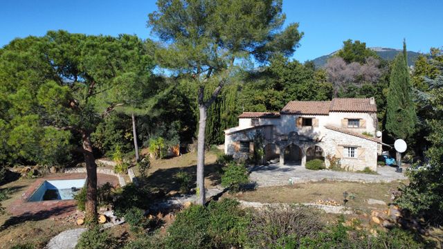 maison - ROQUEFORT LES PINS - 06