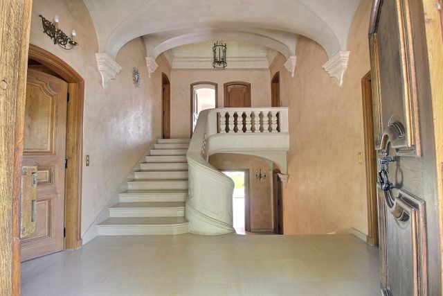 Maison à vendre - 10 pièces - 339,24 m2 - Roquefort Les Pins - 06 - PROVENCE-ALPES-COTE-D-AZUR