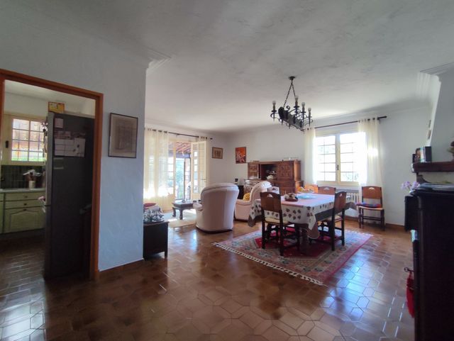 Maison à vendre - 5 pièces - 153 m2 - Chateauneuf Grasse - 06 - PROVENCE-ALPES-COTE-D-AZUR