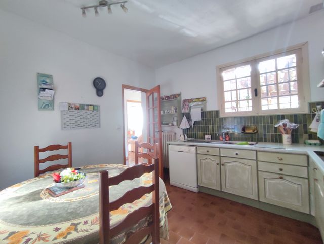 Maison à vendre - 5 pièces - 153 m2 - Chateauneuf Grasse - 06 - PROVENCE-ALPES-COTE-D-AZUR