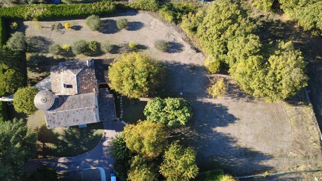 Maison à vendre - 5 pièces - 153 m2 - Chateauneuf Grasse - 06 - PROVENCE-ALPES-COTE-D-AZUR