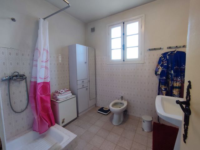 Maison à vendre - 5 pièces - 153 m2 - Chateauneuf Grasse - 06 - PROVENCE-ALPES-COTE-D-AZUR