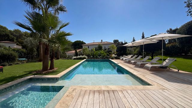 Maison &agrave; vendre - 6 pi&egrave;ces - 173,17 m2 - Roquefort Les Pins - 06 - PROVENCE-ALPES-COTE-D-AZUR