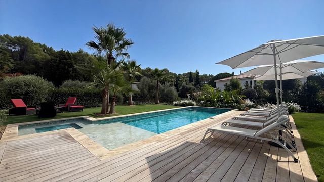 Maison &agrave; vendre - 6 pi&egrave;ces - 173,17 m2 - Roquefort Les Pins - 06 - PROVENCE-ALPES-COTE-D-AZUR