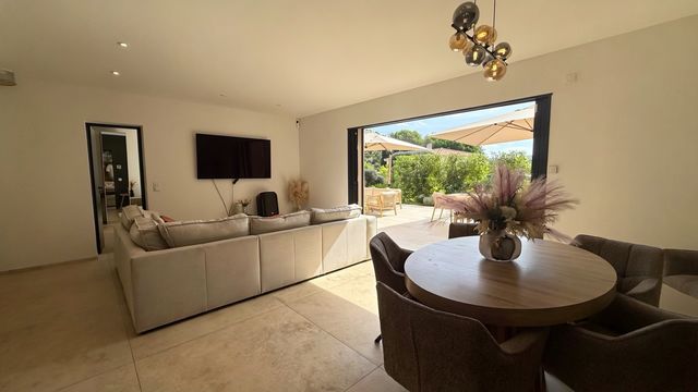 Maison &agrave; vendre - 6 pi&egrave;ces - 173,17 m2 - Roquefort Les Pins - 06 - PROVENCE-ALPES-COTE-D-AZUR